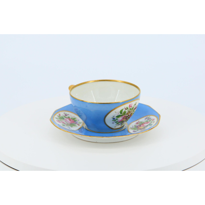 Dihl et Guérhard Porcelain Tea Cup & Saucer, c. 1790
