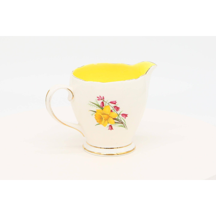Jarra de Leche Old Royal Narcisos Amarillos Inglaterra