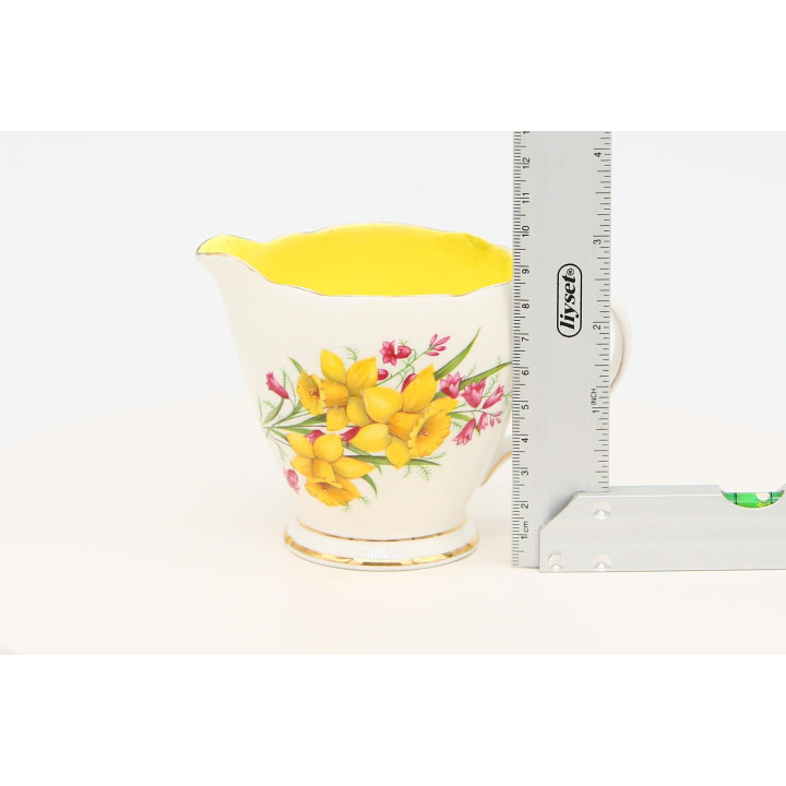 Mlecznik Old Royal Żonkile Angielska Porcelana Kostna