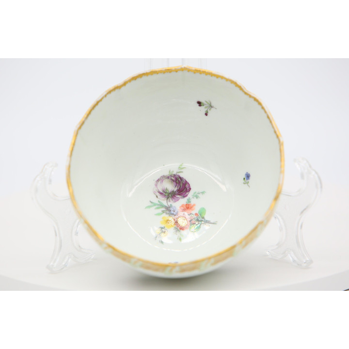 Фарфоровая чаша Meissen «Немецкие цветы» 1970-е