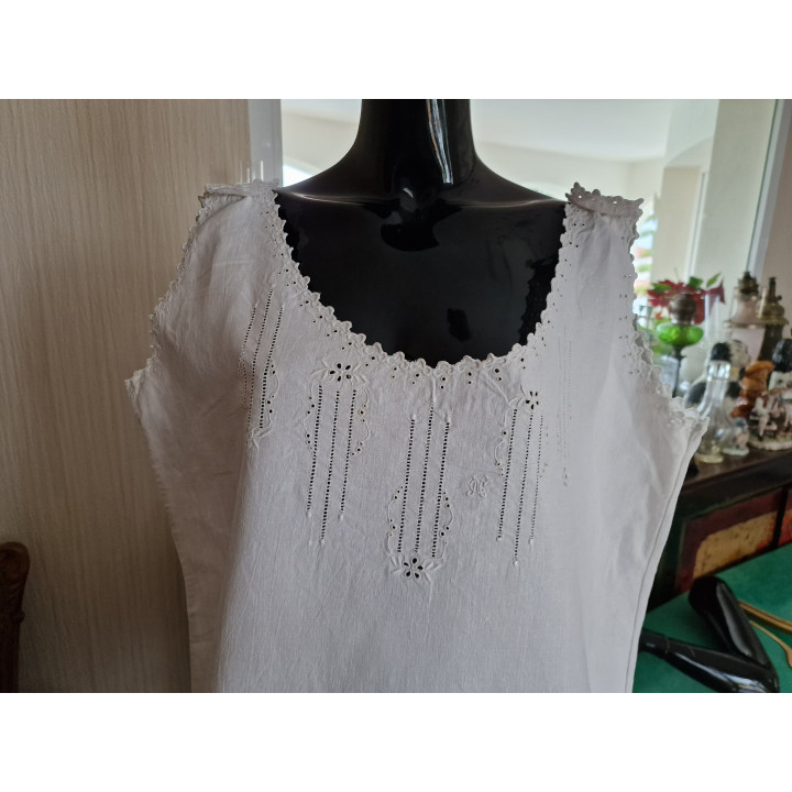 Antique 1910s Edwardian Linen Nightgown Richelieu Hand Embroidery