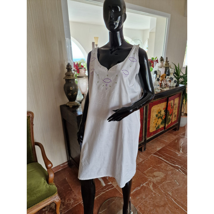 Camisón Vintage años 40 Algodón con Bordado Manual