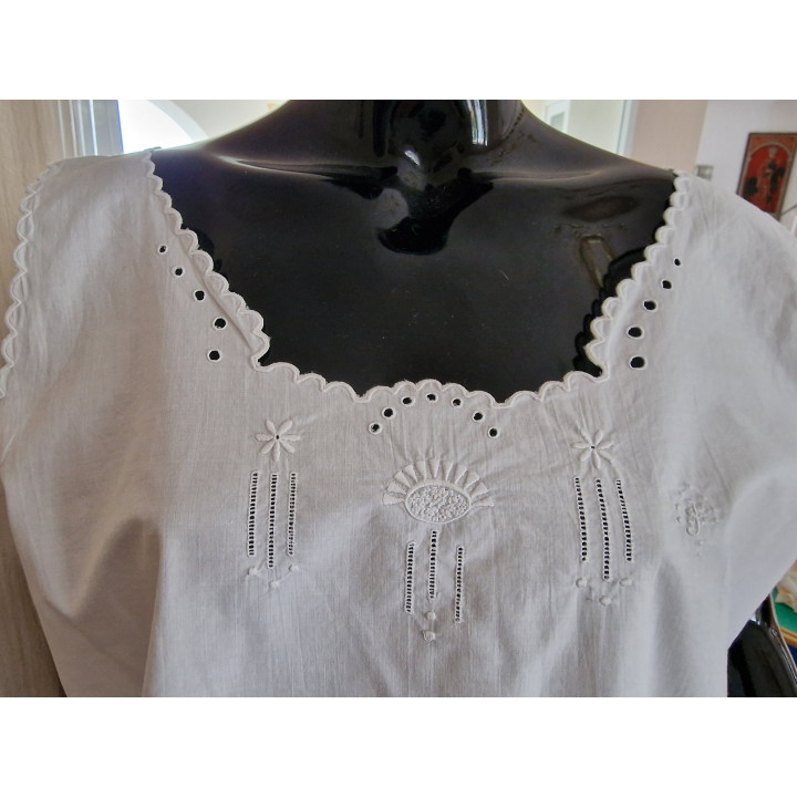 Camisón Vintage 1930 de Algodón con Bordado a Mano