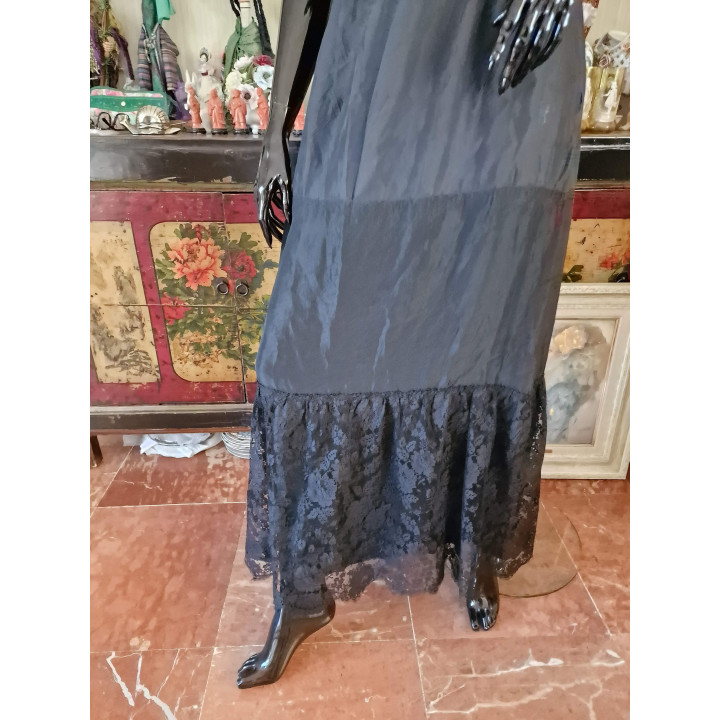 Antique Spanish Silk Skirt (1900-1909) - Victorian/Edwardian
