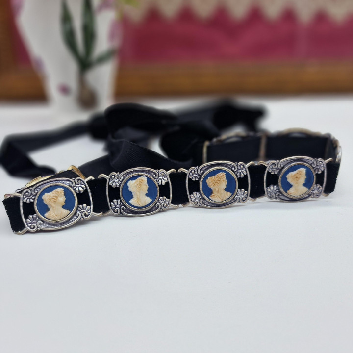 Vintage 1960s Velvet Cameo Belt & Choker - Neoclassical Design