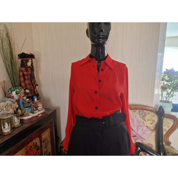 Blouse vintage en satin rouge Ugo Perretazi années 70 (XS)