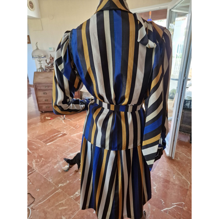 1980s Vintage Evan Picone 2-Piece Set | Blouse & Skirt