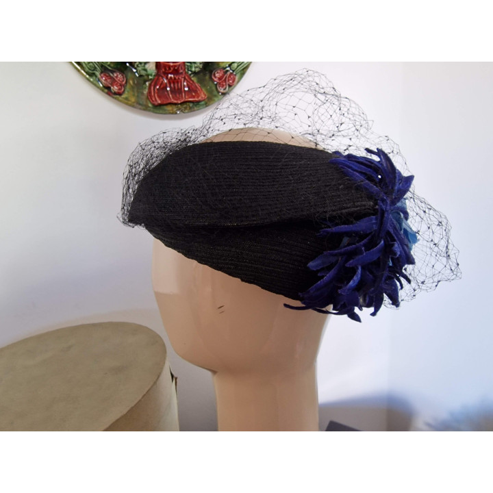 Chapéu Vintage Calot Anos 50 com Flores e Véu - Valência