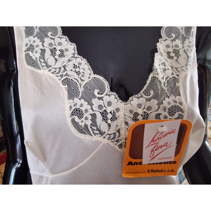Vintage 1970s Spanish Slip Lencería Fina de Terrassa