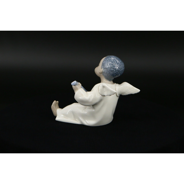 Lladró Porcelain Seated Angel with Mandolin Figurine 1977