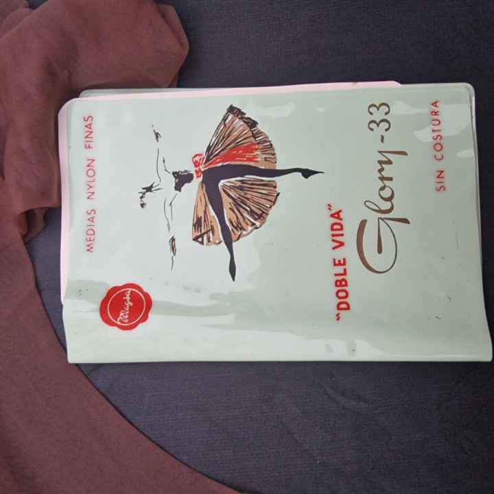 Meias de Nylon Vintage Glory anos 60 - Modelo 33