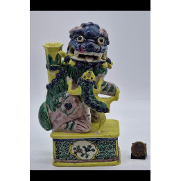 Antique Chinese Porcelain Foo Dog Lioness Statue c. 1920