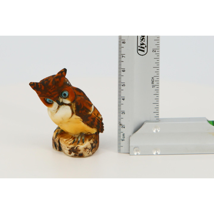 Hibou miniature en porcelaine de Capodimonte, Italie