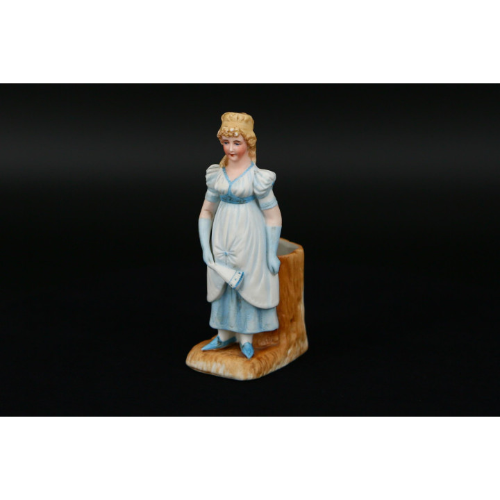 Antyczna figurka z biskwitu, spill holder ok. 1900