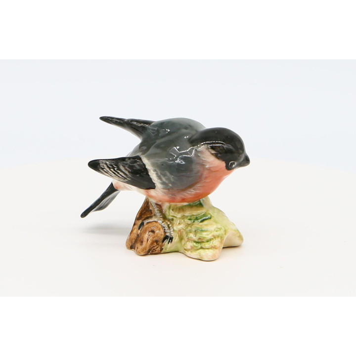 ベズウィック ウソの磁器フィギュア 1042