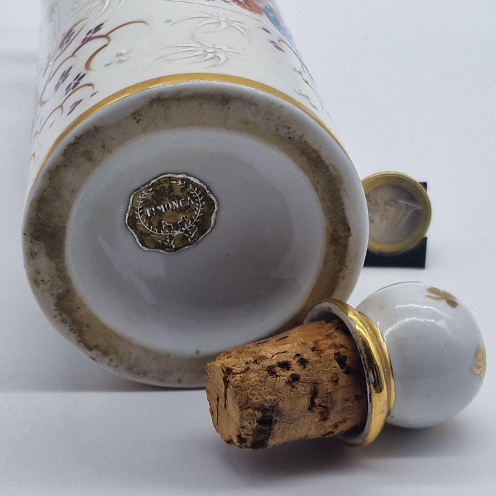 Porcelanowa karafka Fimonca lata 50., Laurent