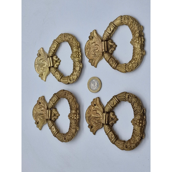 Juego de 4 tiradores de anilla de bronce, años 20