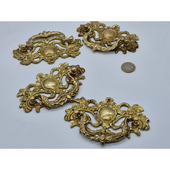 4 Puxadores de Bronze Luís XV - Restauro de Móveis Anos 1920