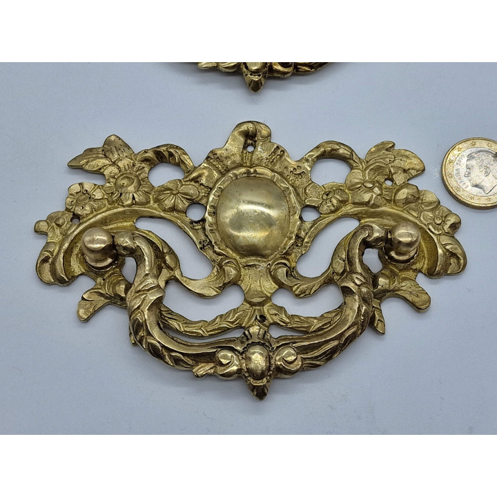 4 Puxadores de Bronze Luís XV - Restauro de Móveis Anos 1920