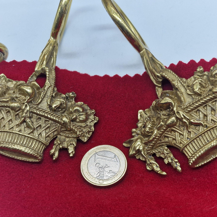 Anneau de Rideau en Bronze 1950 — Style Louis XV