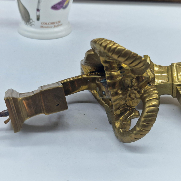 Supporti per Tende in Bronzo a Testa di Ariete (Coppia)