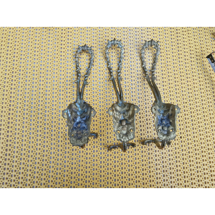 3 Percheros de Pared en Latón Macizo Mascarón Neoclásico