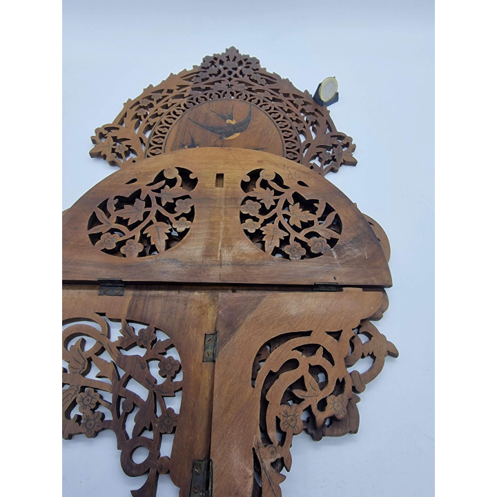 Art Nouveau wandplank van walnotenhout, circa 1900