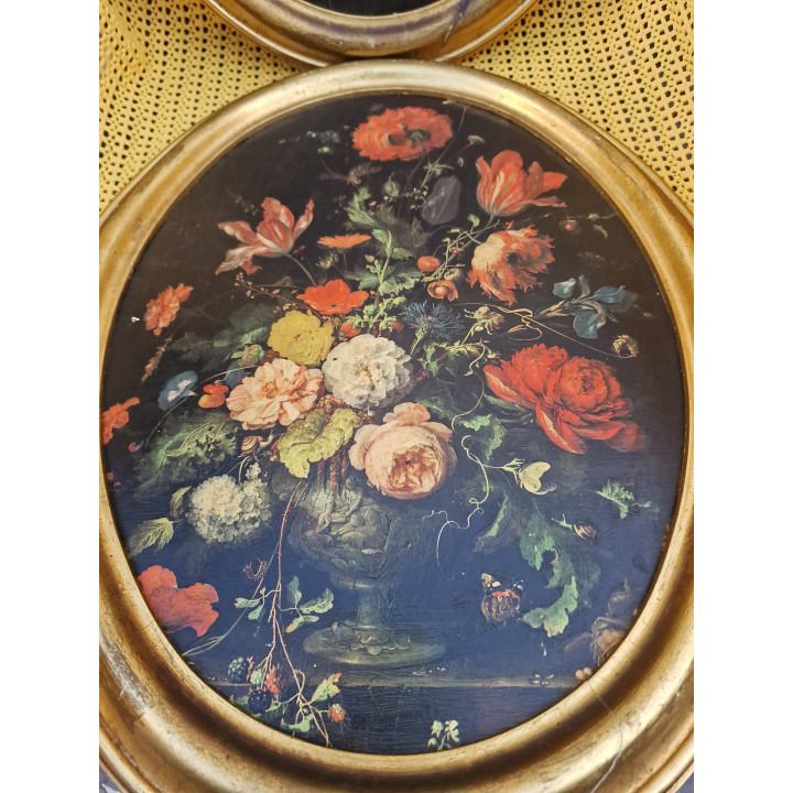 Paar Vintage Blumen-Stillleben auf Holzpaneelen