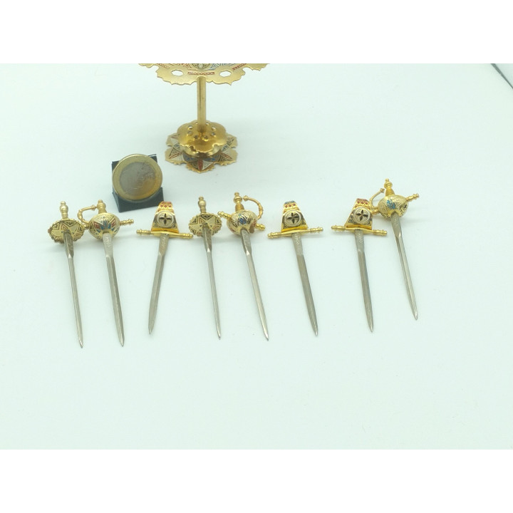 Conjunto de Palitos Espadas de Toledo Vintage
