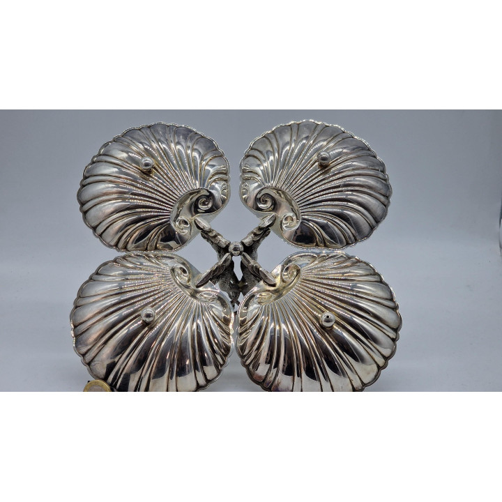 Surtout de table argenté style Néo-Baroque vers 1930