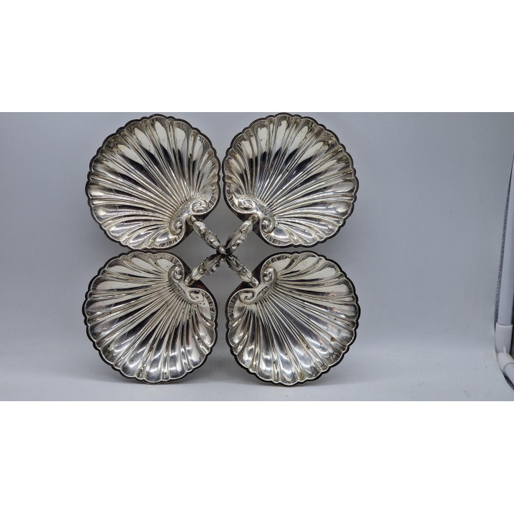 Surtout de table argenté style Néo-Baroque vers 1930