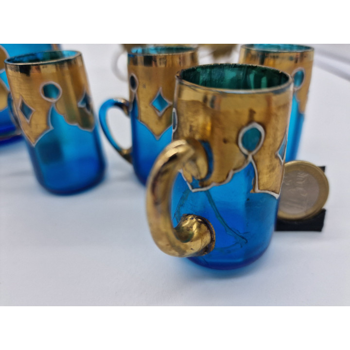 Antiek Boheems likeurservies 19e eeuw, kobaltglas en goud