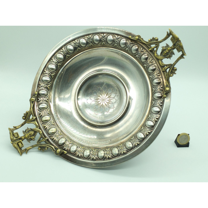 Neoklassizistischer Tafelaufsatz aus versilberter Bronze, 19. Jh.